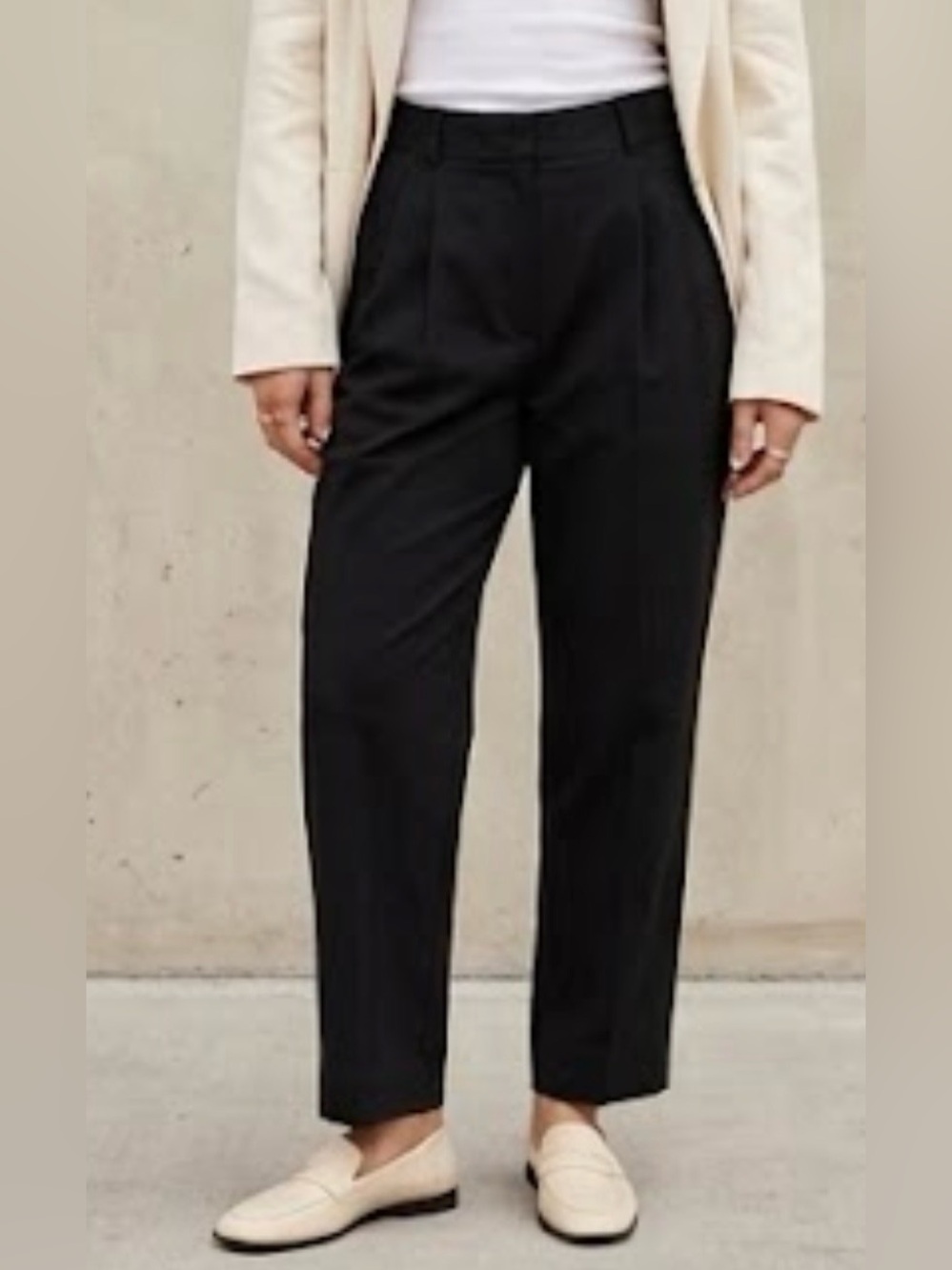AMOMENTO Black High-Waisted Pleated Elastic Waist Trousers Pants Size Small